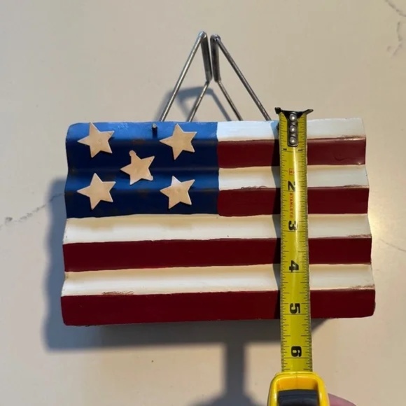 Russ Berrie | Vintage Handpainted USA Patriotic Flag Metal Utensil Basket - Picture 9 of 10